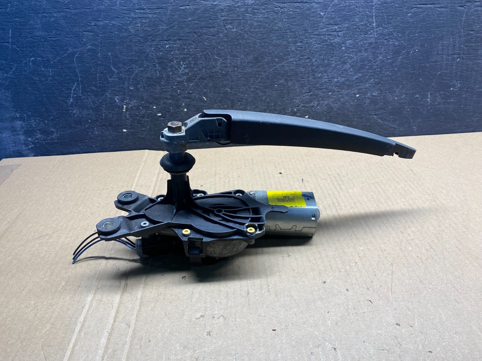 2013 - 2018 Ford C-Max Rear Windshield Wiper Motor AG3538 MS1