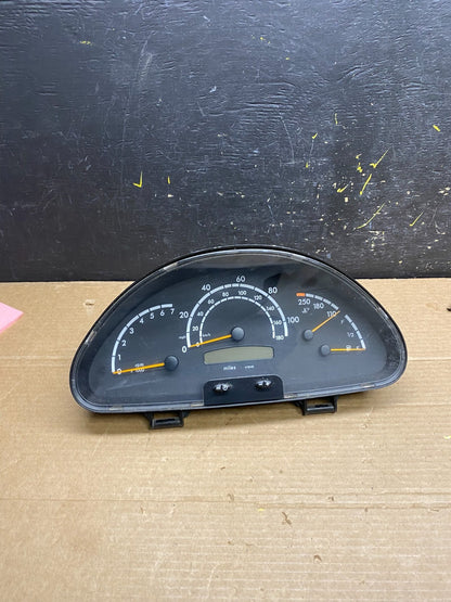 2003 to 2006 Sprinter 2500 3500 Instrument Speedometer Gauge Cluster W0274  DG0