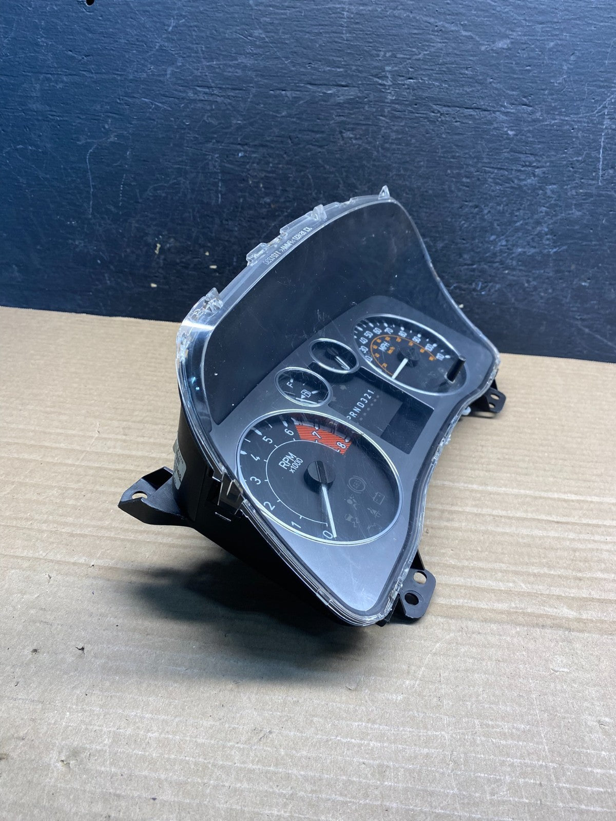 2006 to 2010 Hummer H3 Dash Cluster Gauge Speedometer AF3838 DW1