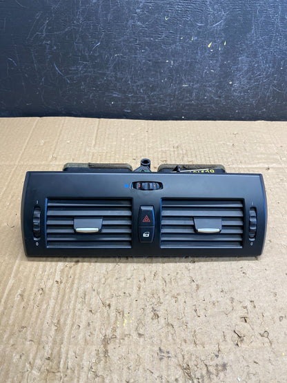 2004 to 2010 BMW X3 Center Console Dash Air Vent AD1879 DG0