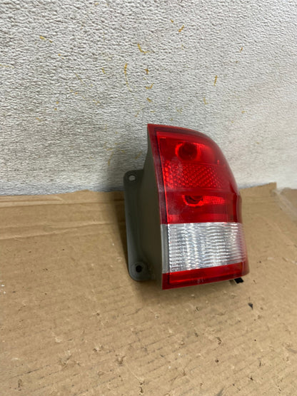 2011-2013 Jeep Grand Cherokee Right Passenger Side Rh Tail Light AH8413 LK1
