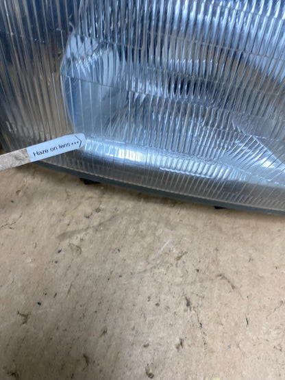 1999 to 2000 Subaru Forester Right Passenger Side Headlight Halogen Oe AD1323 DG4