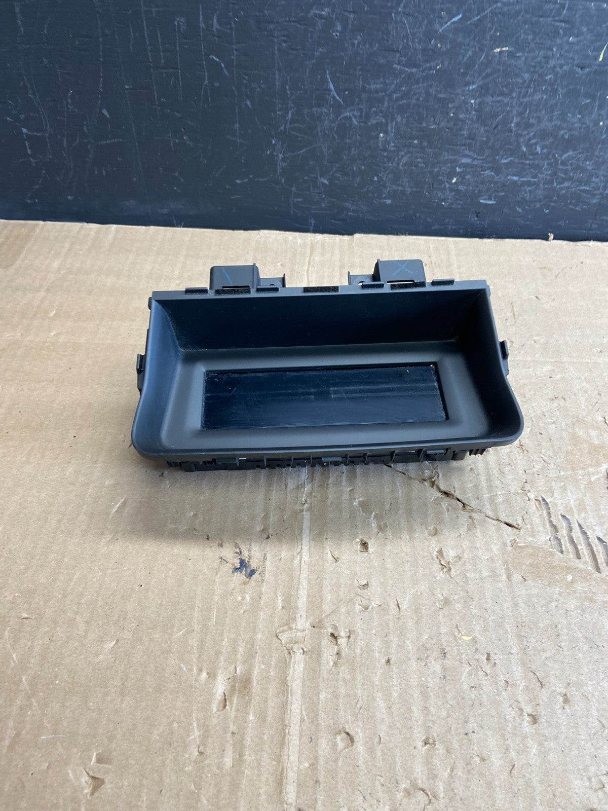 2011 to 2016 Chevrolet Cruze Dash Radio Information Screen Display AE1812 DG3