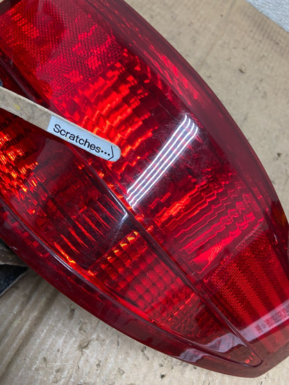 2005 Honda Accord Right Passenger Rh Side Tail Light Oem AA7019 LK3