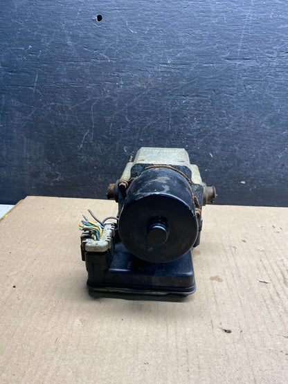 2004-07 Chevrolet Express ABS Pump Control 13567136 Module ag9691 DG1
