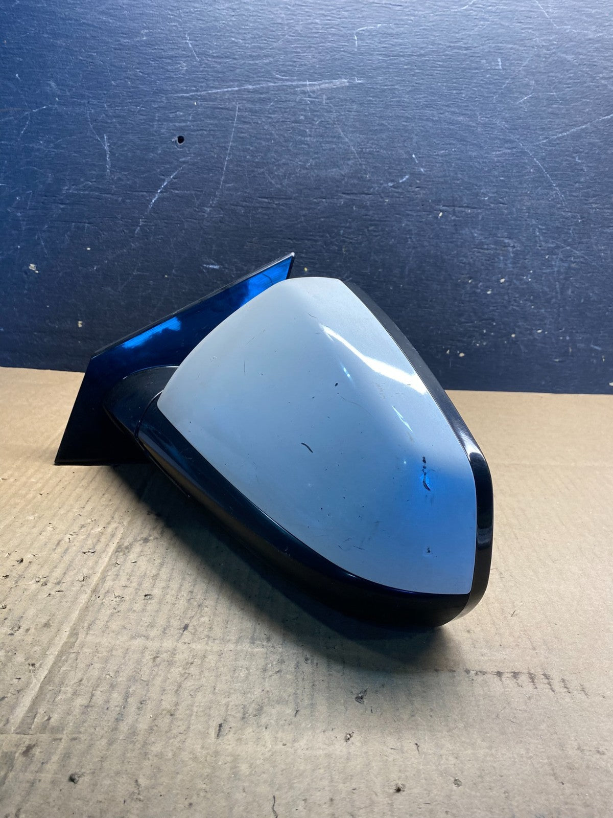 2010 to 2015 Cadillac SRX Left Driver Lh Side View Door Mirror Oem AA77782