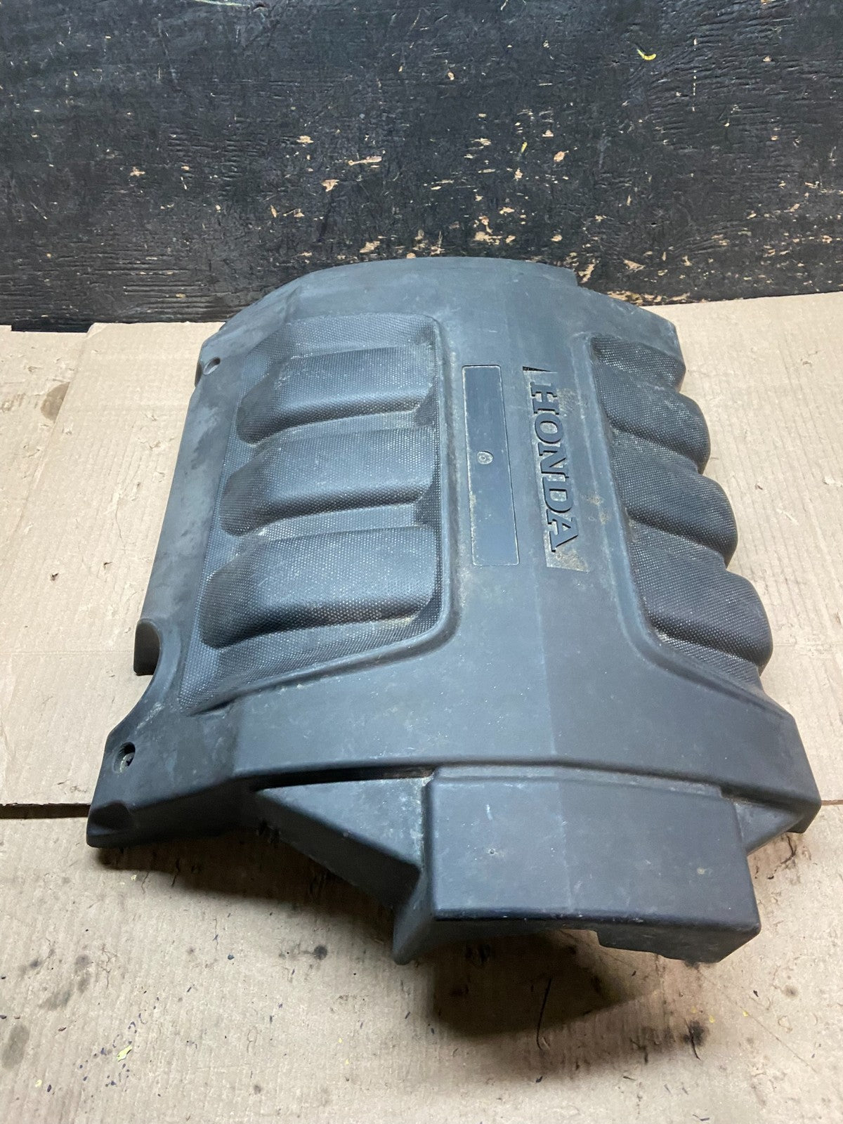 2005 to 2007 Honda Odyssey Black Engine Cover OEM X7735 DG2