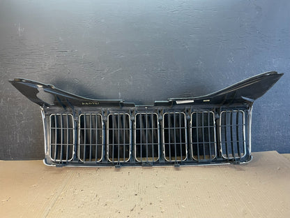 2005 to 2007 Jeep Grand Cherokee Front Upper Grill Grille Aftermarket AE0761 DG3
