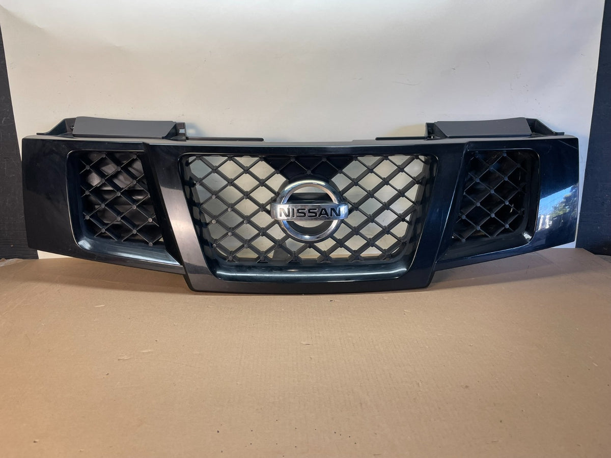 2008-2015 Nissan Armada Front Upper Grill Grille AI3951 DG0