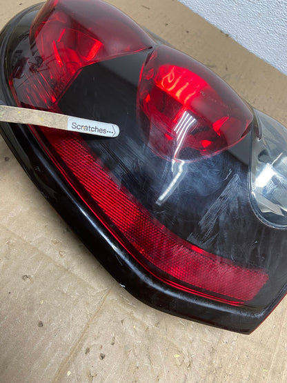 2002 to 2009 Chevrolet Trailblazer Left Driver LH Side Tail Light AB8618 LK3