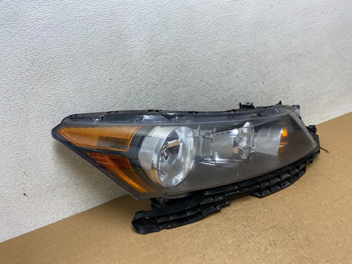2008 to 2012 Honda Accord Sedan Right Passenger RH Headlight TYC AI3347 DW2