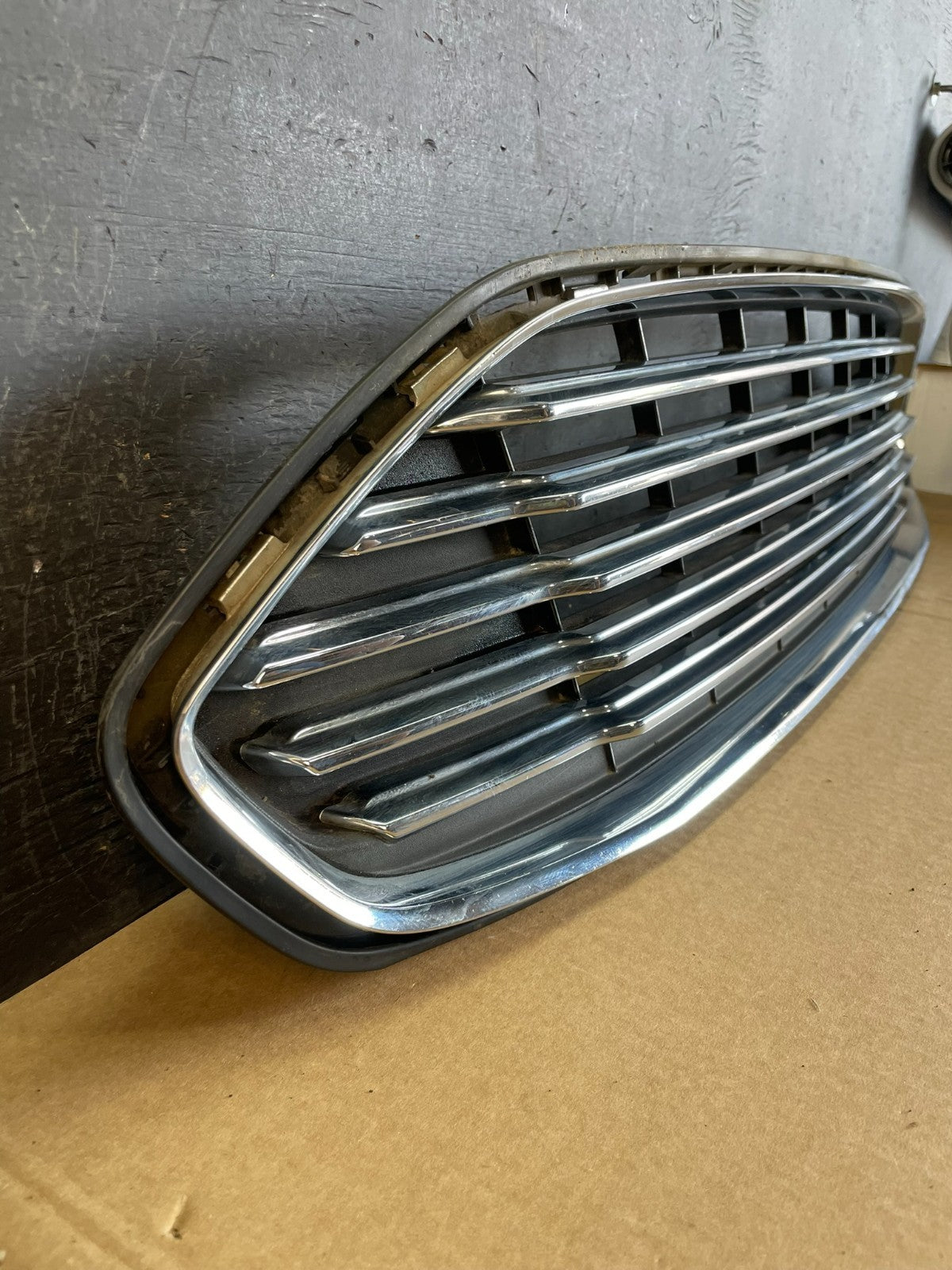 2013 to 2016 Ford Fusion Front Upper Grille Chrome Grill Bumper AC9942 DW2