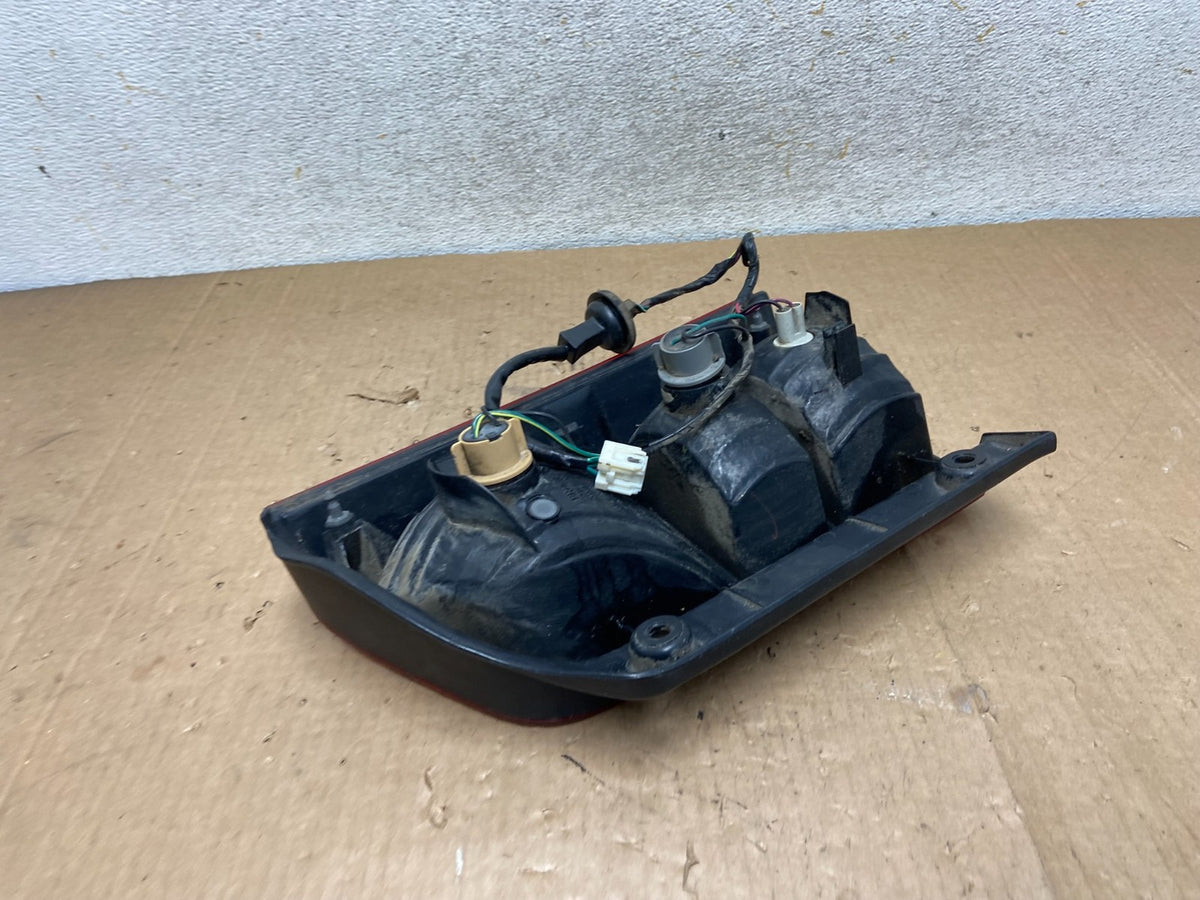 2005 to 2012 Nissan Pathfinder Tail light Left Driver Lh Side AI9162 LK6