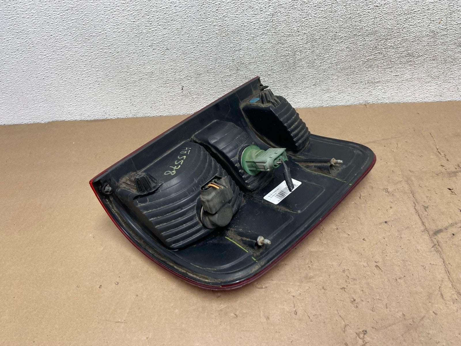 2004 to 2008 Ford F150 F-150 Right Passenger RH Side Tail Light AG5578 LK6