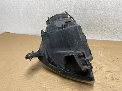2000 to 2004 Mitsubishi Montero Pajero Right Passenger RH Headlight AG9054 DW8