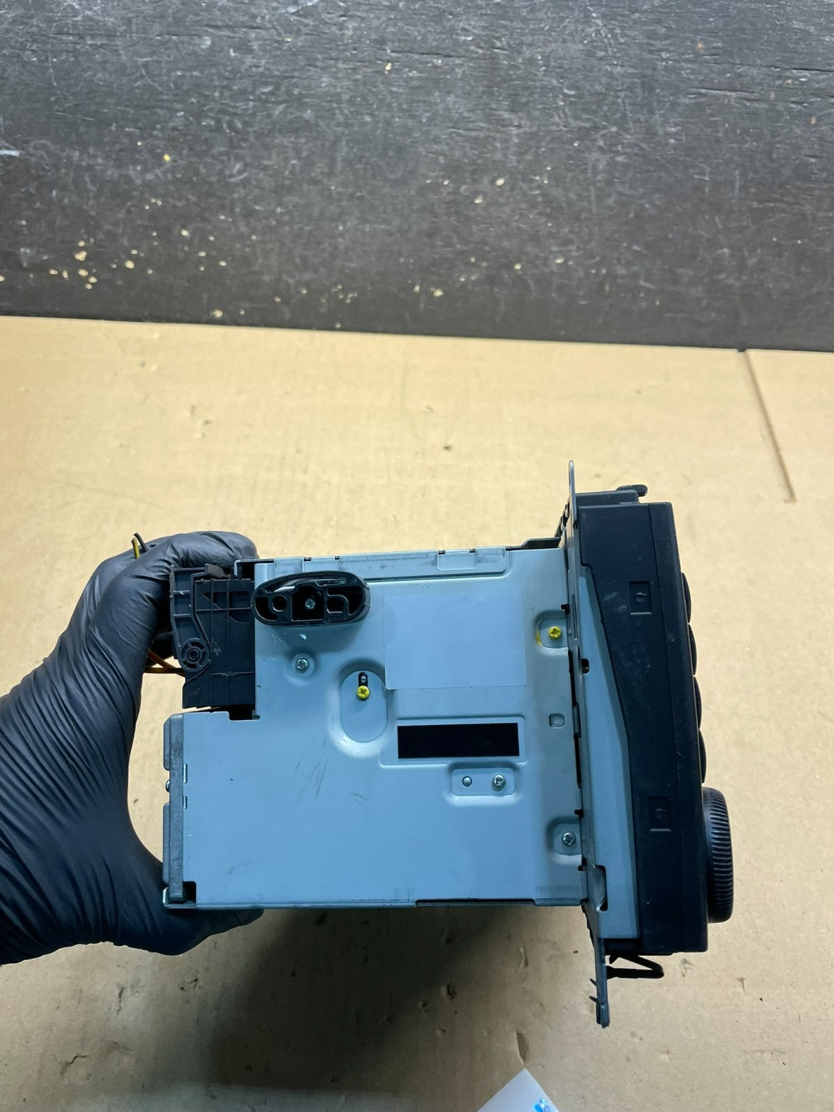 Damaged 2005-2009 Mercedes CLK320 CLK350 W209 Head Unit Radio Navi W4349 DG6