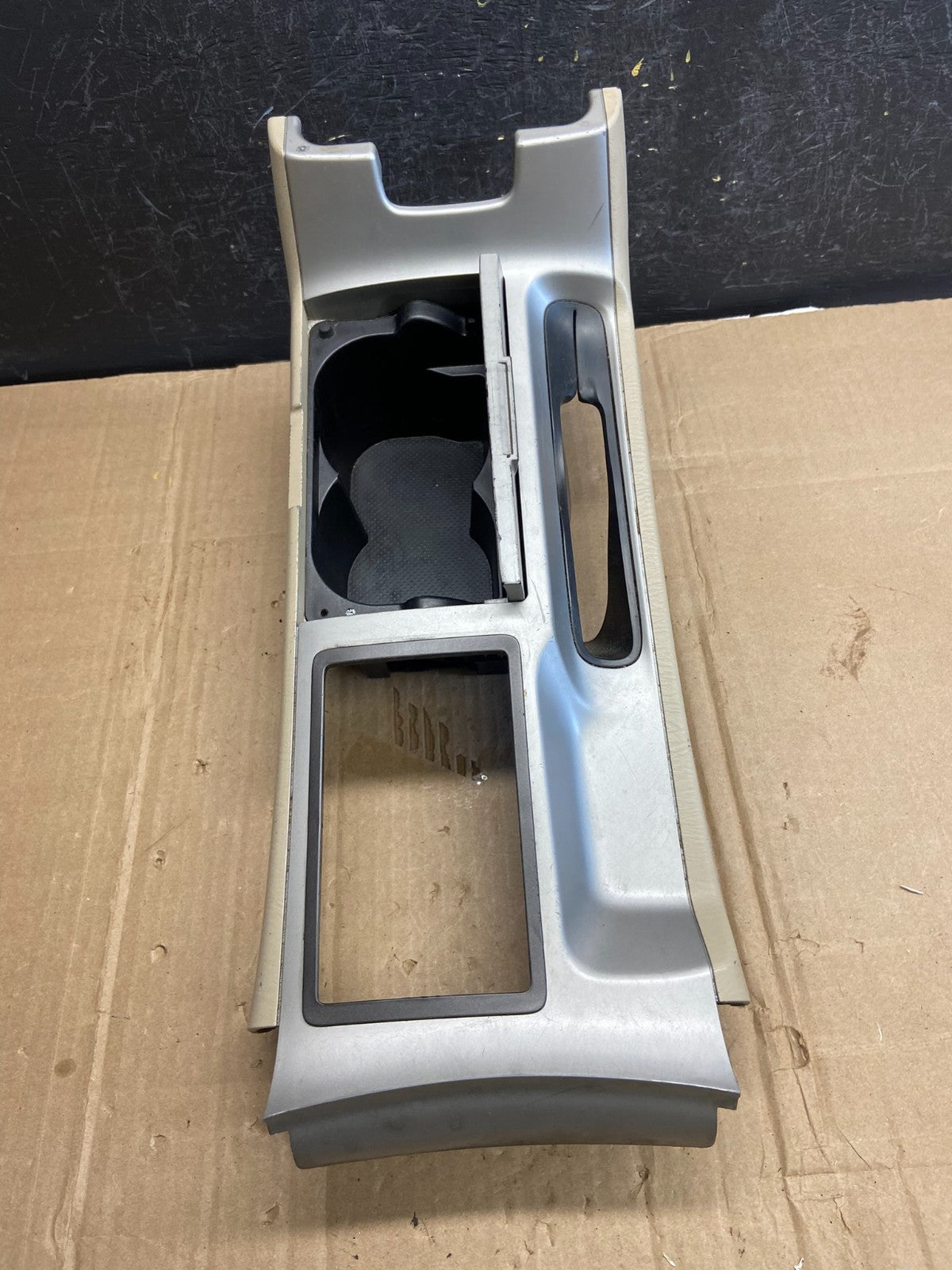 2004-2008 Toyota Solara Center Console Shifter Bezel Cup Holder AD7133 DG1