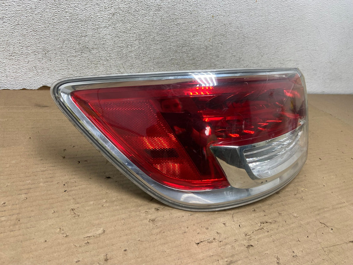 2007 - 2009 Mazda CX-9 Tail Light Left Driver LH Side AG8193 LK1