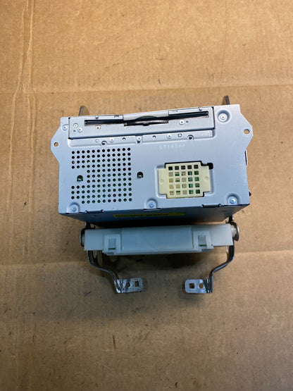 2013 2014 Nissan Pathfinder Radio AM/FM Receiver AB3819 DG0