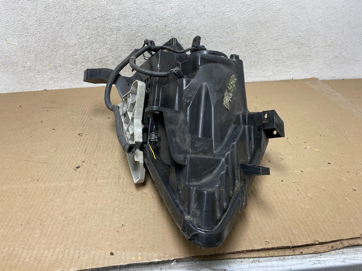 2013 - 2016 Nissan Pathfinder Left Driver LH Side Headlight Halogen AH58178