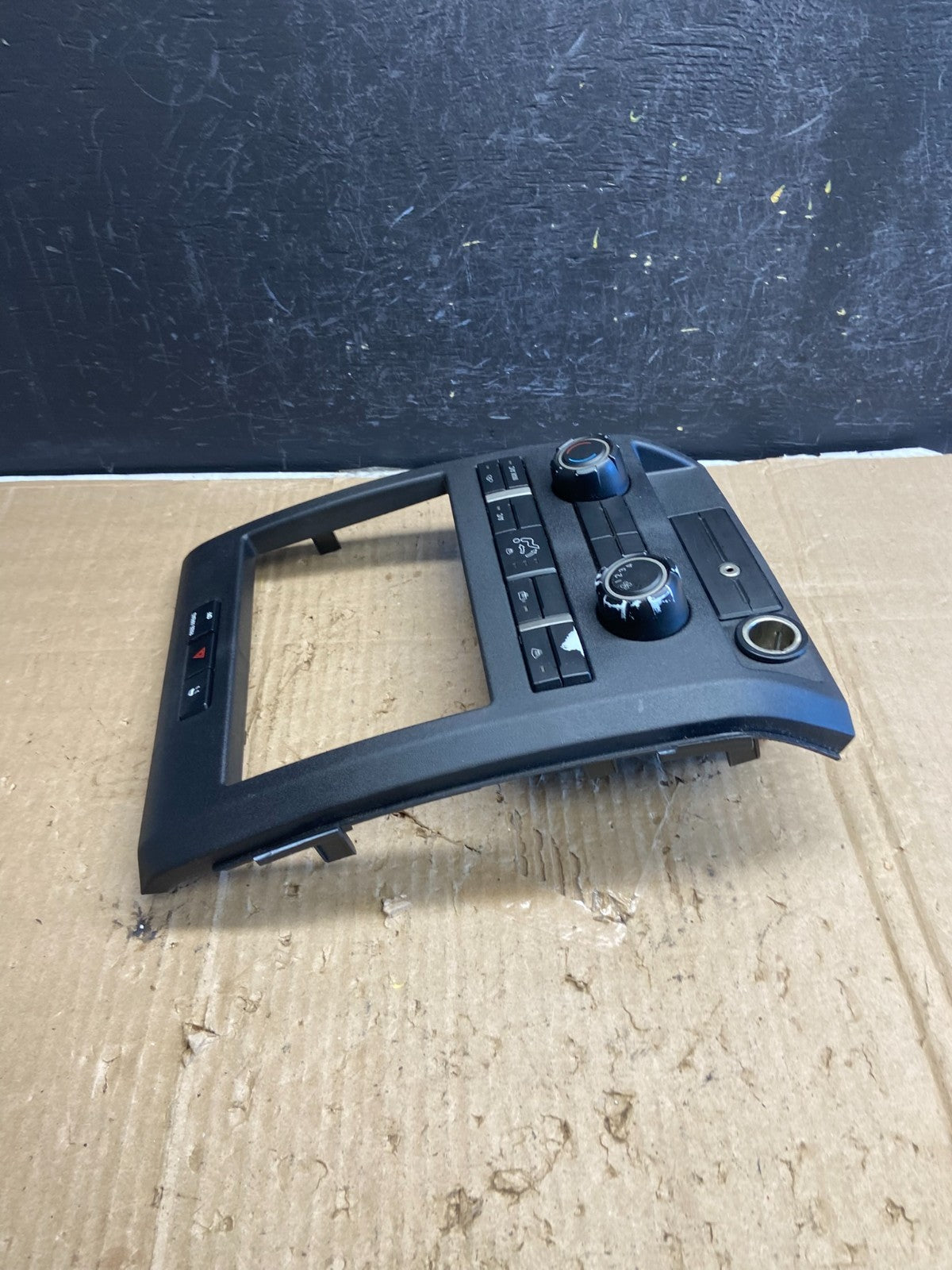 2010 2011 Ford F150 Climate Control A/C Heater Panel Radio Bezel ae2068 DG1