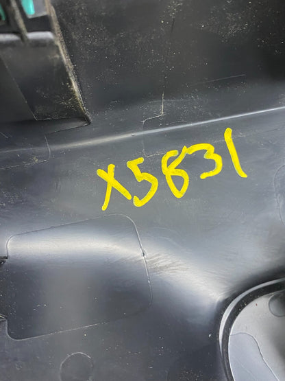 2020 to 2023 Ford Explorer Radio Climate Control Panel Trim X5831 DG8