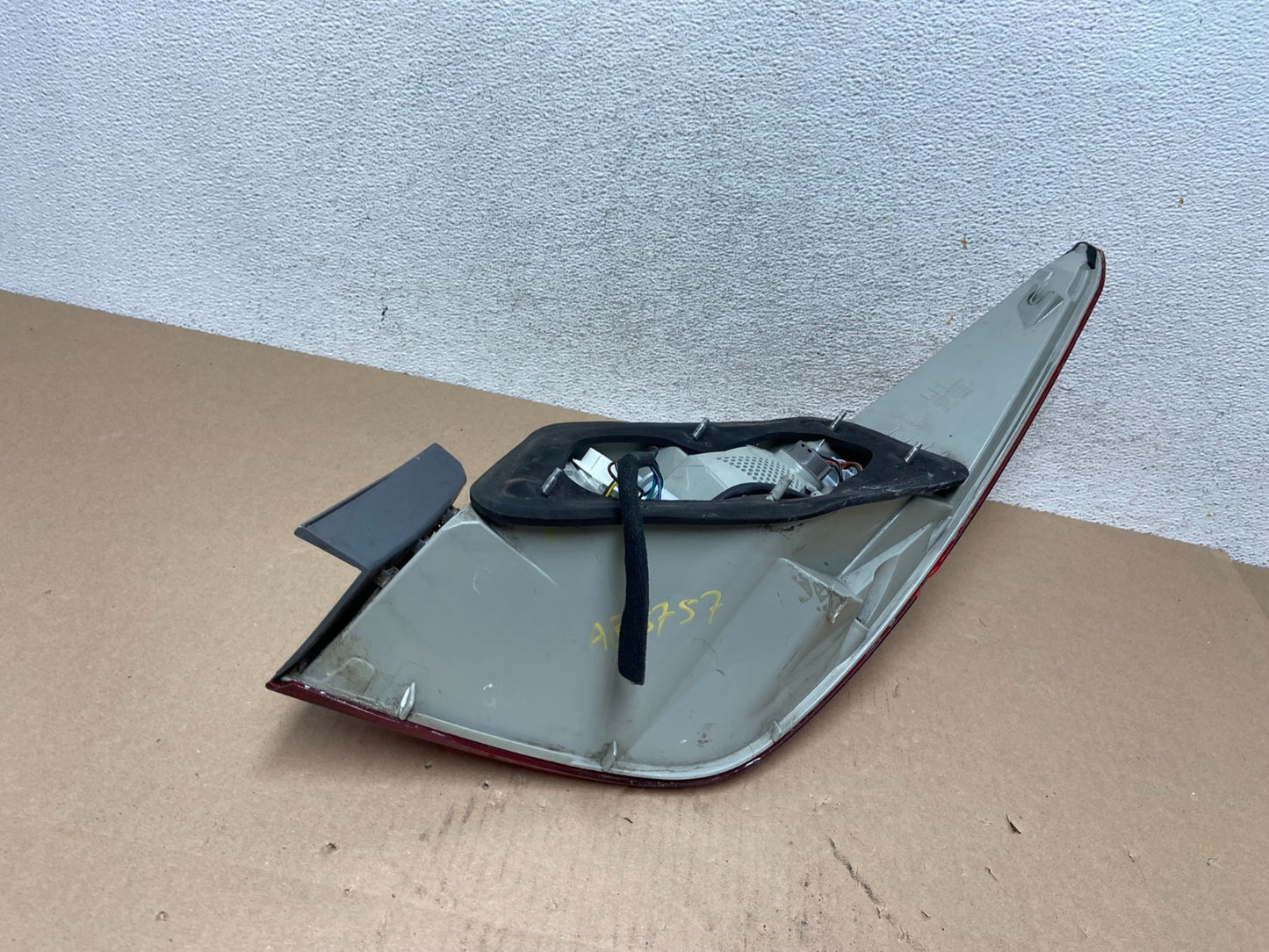 2011 2012 2013 Hyundai Sonata Left Driver LH Side Tail Light AG5757 DW8