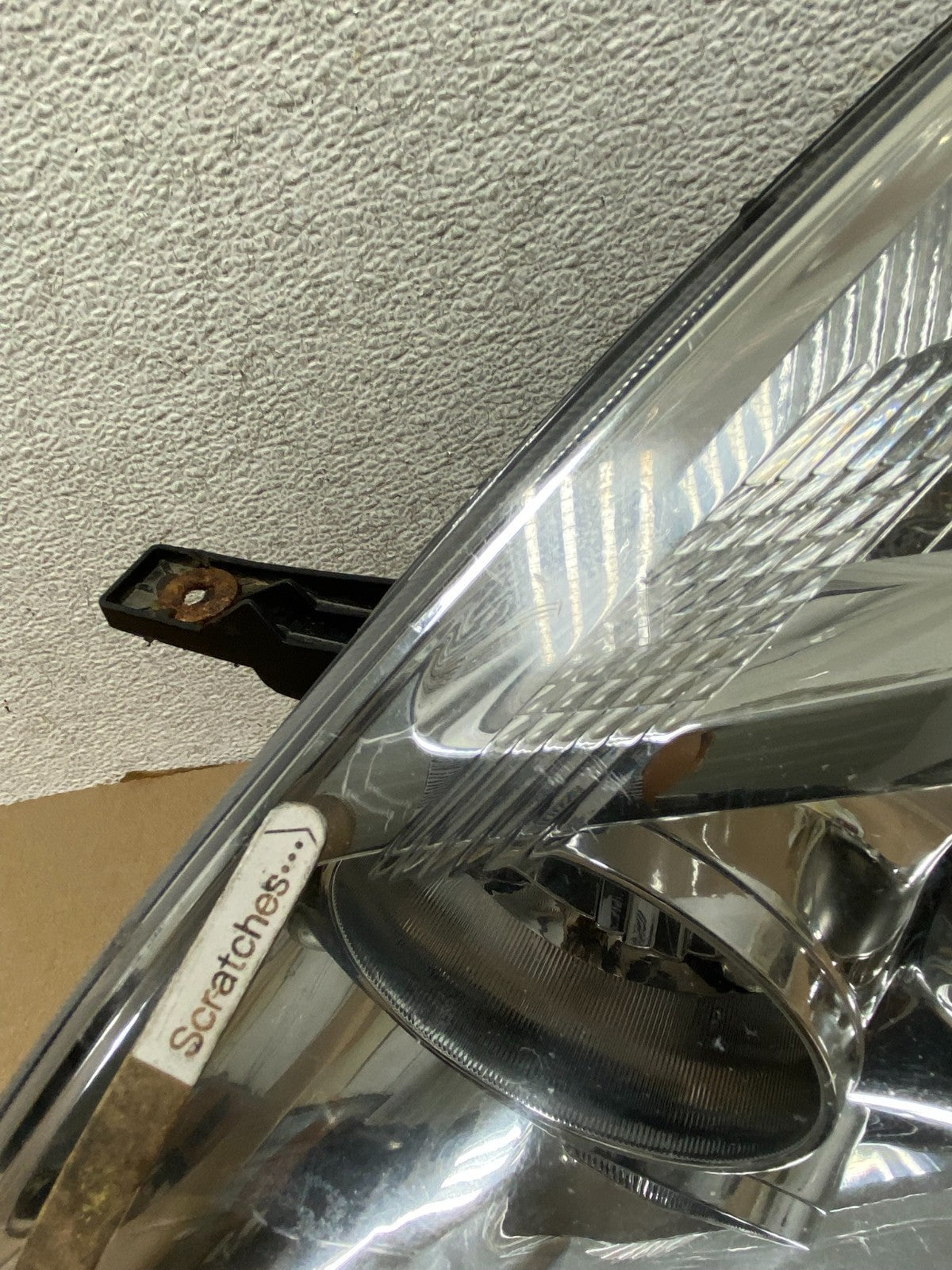 2008-2012 Kia Sedona Left Driver Lh Side Headlight Halogen DEPO AG7962 DW3