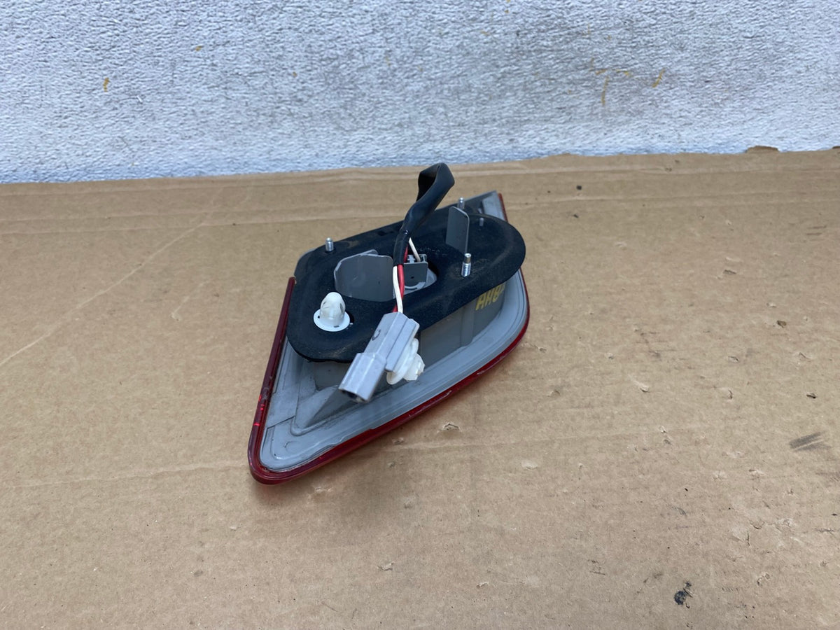 2007-2009 Toyota Camry Hybrid Right Passenger Side Inner Tail Light AH82874