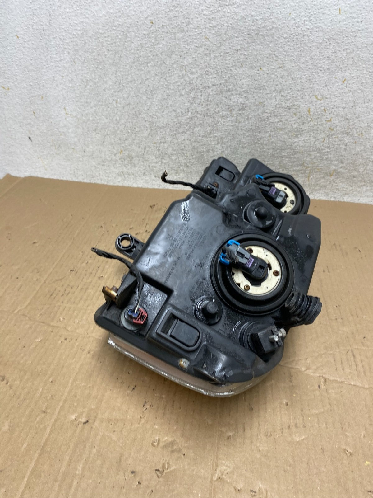 2008 to 2014 Dodge Avenger Right Passenger Side Halogen Headlight AI1277 DW5