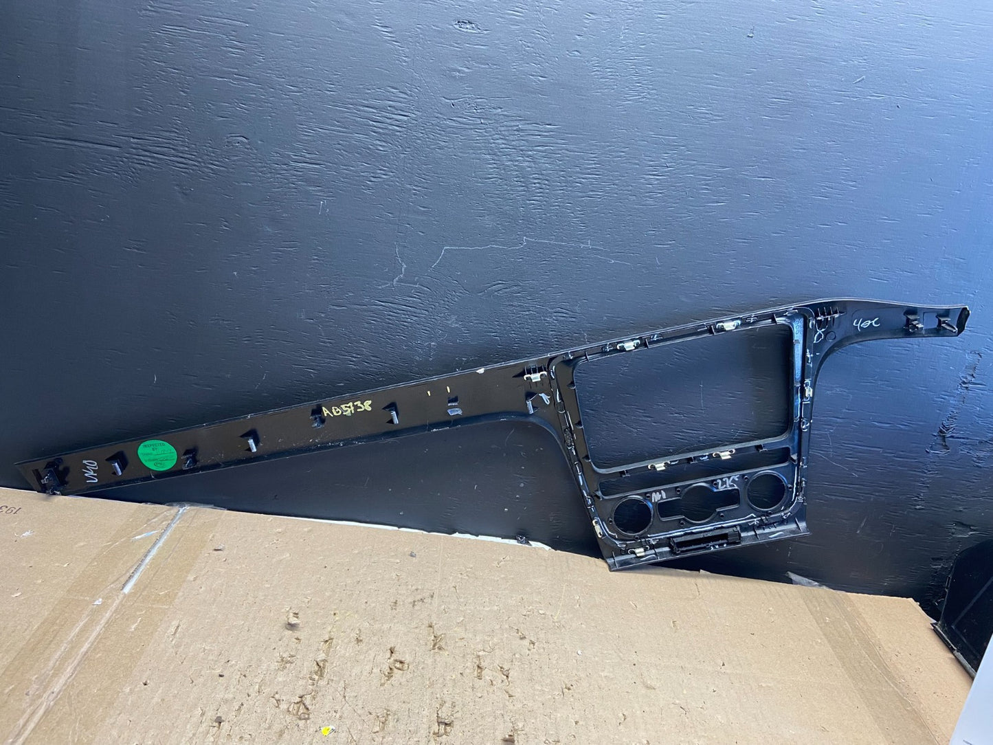 2012 to 2015 Volkswagen Passat Radio Dashboard Bezel Trim Cover OEM ab5738 DG3