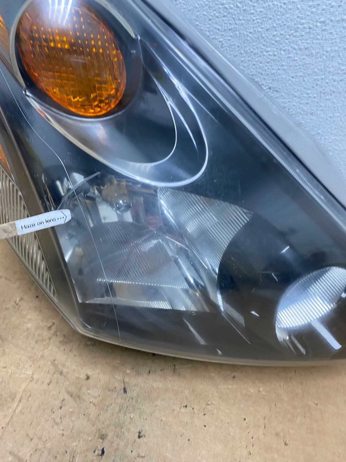 2004 to 2009 Nissan Quest Right Passenger RH Black Headlight AD5223 DW4