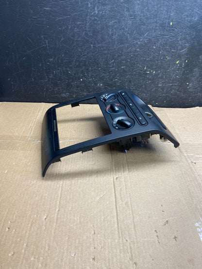 2004 to 2008 Ford F150 Radio Climate Dash Bezel Surround Black af2766 DG1