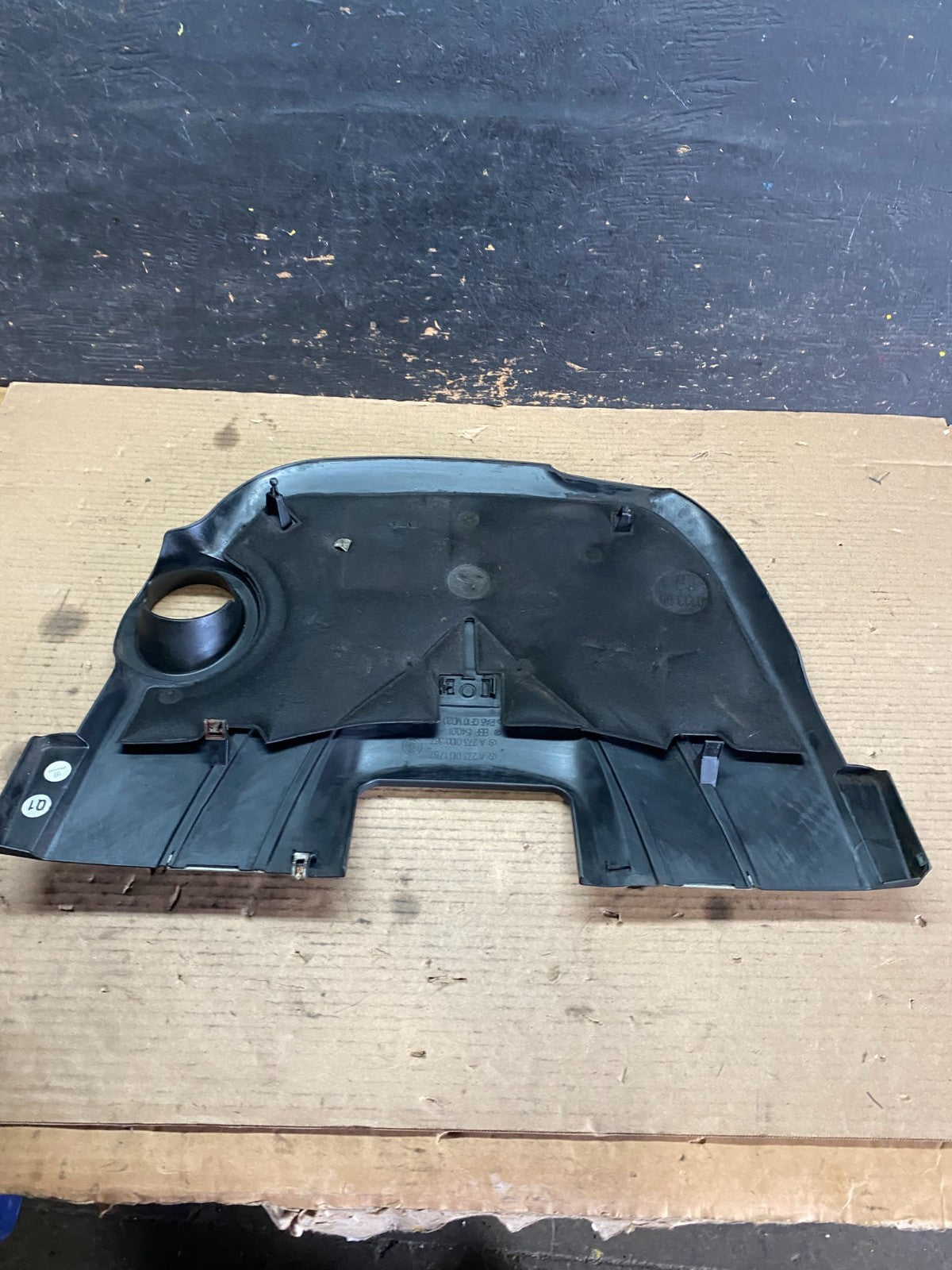 2007 to 2009 Mercedes-Benz E350 Engine Air Intake Cover Cleaner Box OEM S3692 DG4