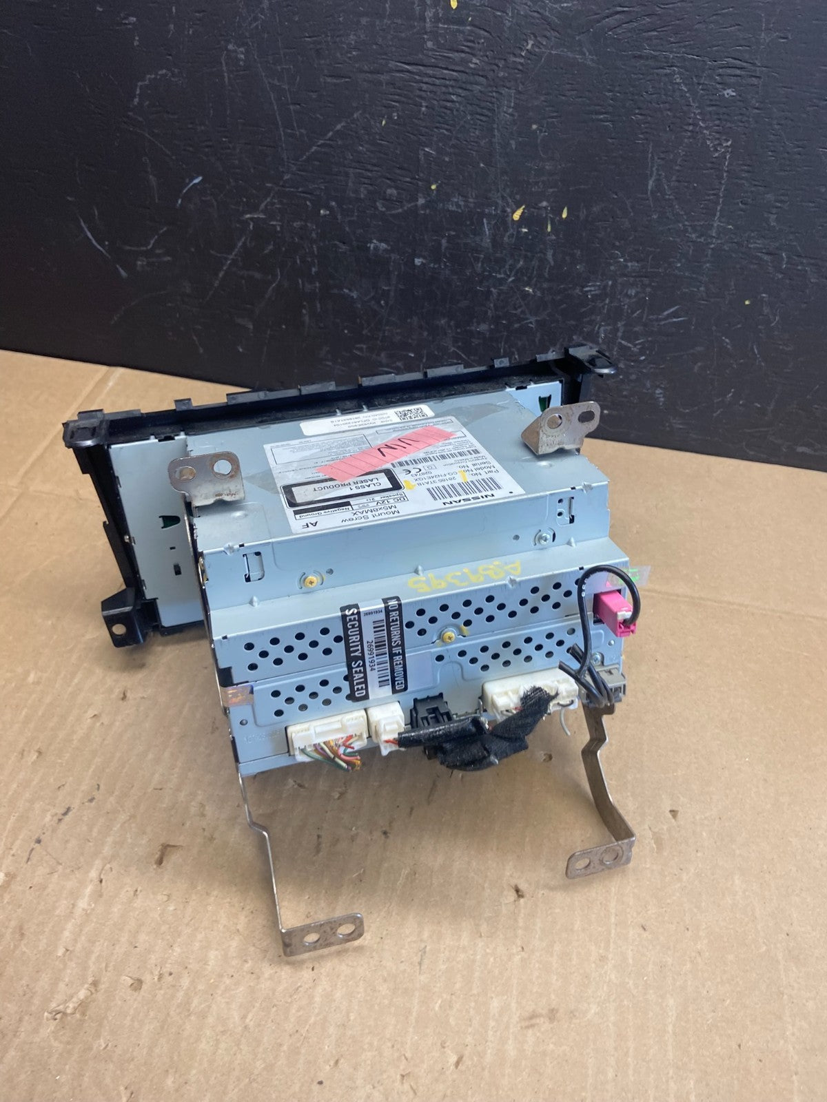 2013 to 2015 Nissan Altima Radio Cd Mp3 Player AUX Port 281853ta1b AB9395 DG4