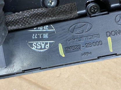 2007 to 2012 Hyundai Santa Fe Center Air Vent A/C Clock Bezel Trim OEM aa4502 DG6