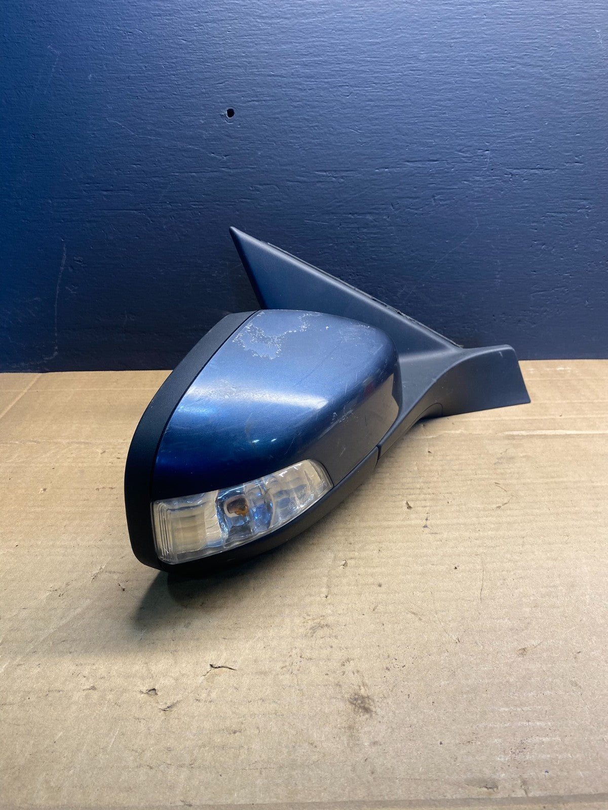2007 to 2011 Volvo S80 Right Passenger  RH Side View Door Mirror OEM AB7045 DW1