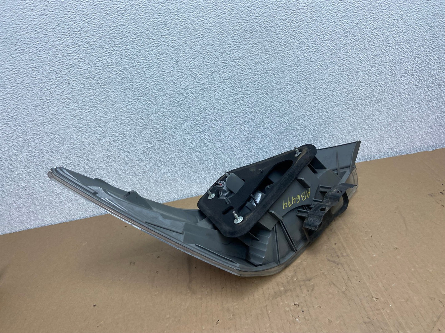 2008 to 2012 Honda Accord Sedan Tail light Right Passenger RH Side AB6472 LK10