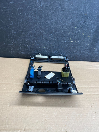 2007 - 2014 Ford Expedition Temperature Climate Control w/ Radio Bezel AG0076 DG4