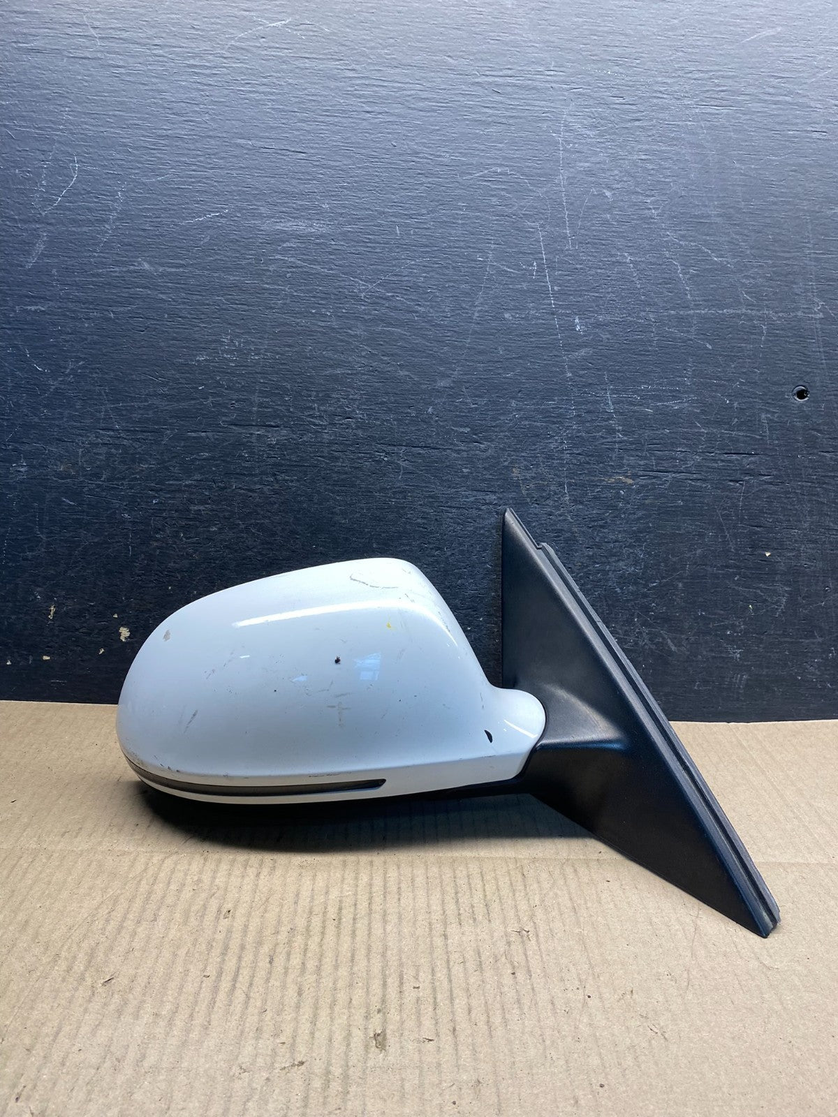 2009 to 2012 Audi A4 Right Passenger RH View Power Door Mirror af3918 DG0