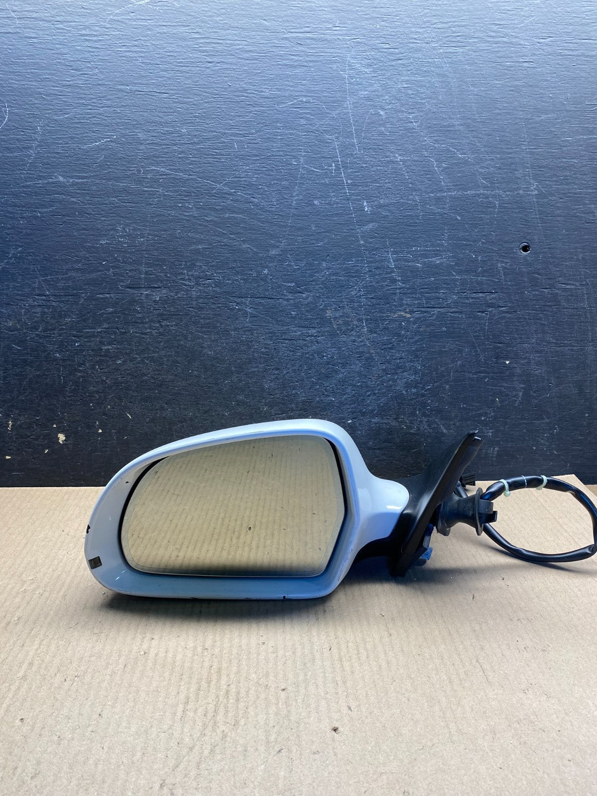 2009 to 2012 Audi A4 Left Driver LH Side View Power Door Mirror AI5372 DW9