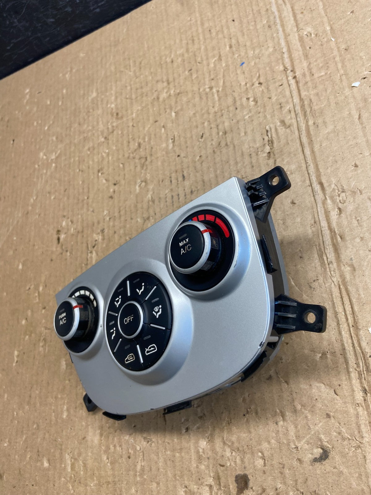 2010 2011 2012 Hyundai Santa Fe Automatic Climate AC Heater Control OE AE4110 DG1