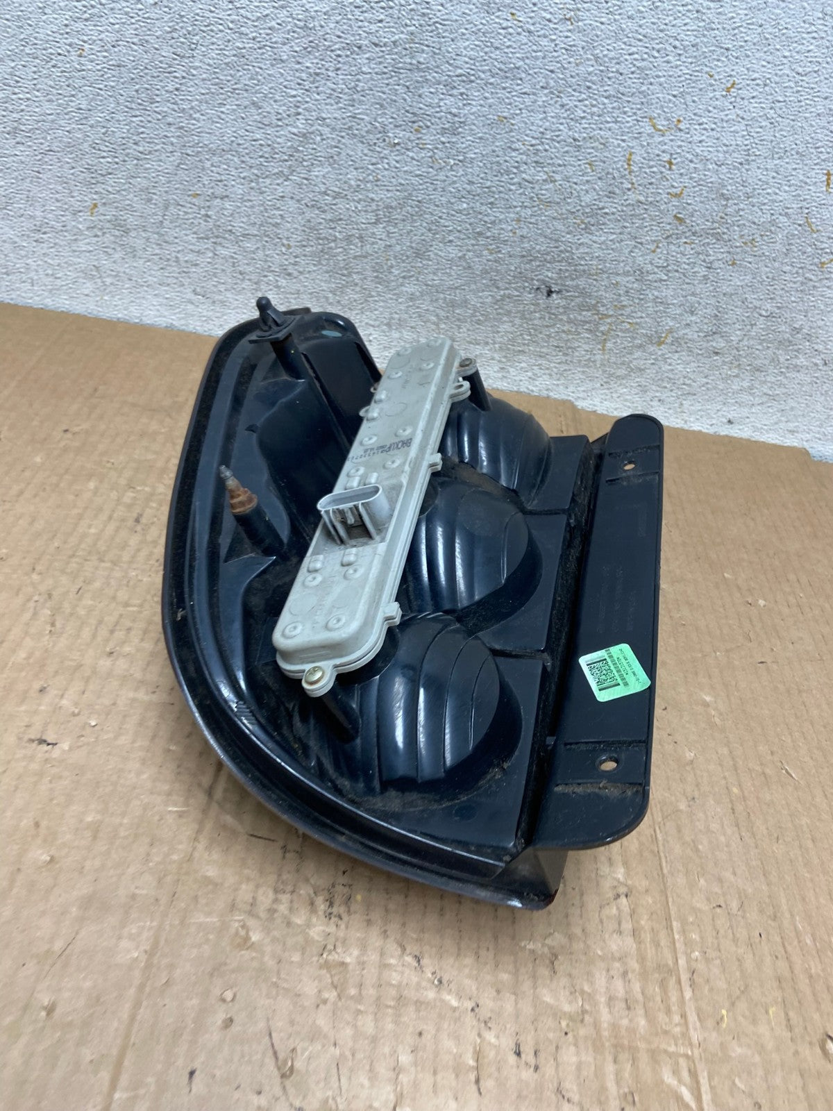 2002 to 2009 Chevrolet Trailblazer Left Driver LH Side Tail Light AI6605 LK5