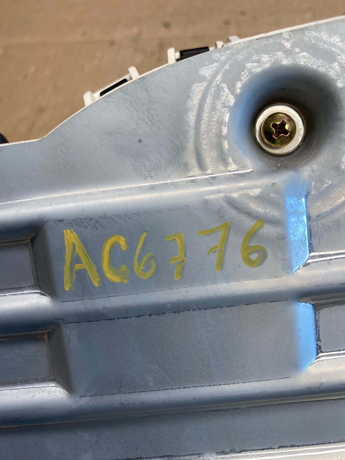 2001 to 2005 Cadillac Deville Instrument Speedometer Cluster Gauge ac6776 DG8