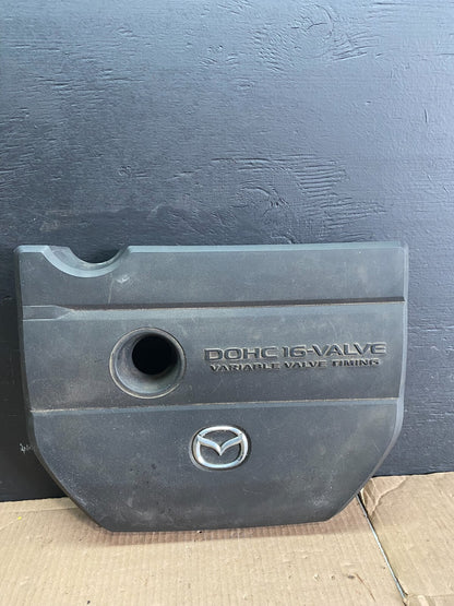 2004 to 2009 Mazda 3 DOHC 16 VALVE Engine Shield Top Cover D2495 PS0