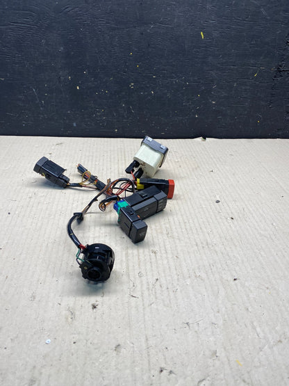 1995 to 2002 Range Rover 4.6 OEM Dash Hazard Traction Fog Clock Switch O33733