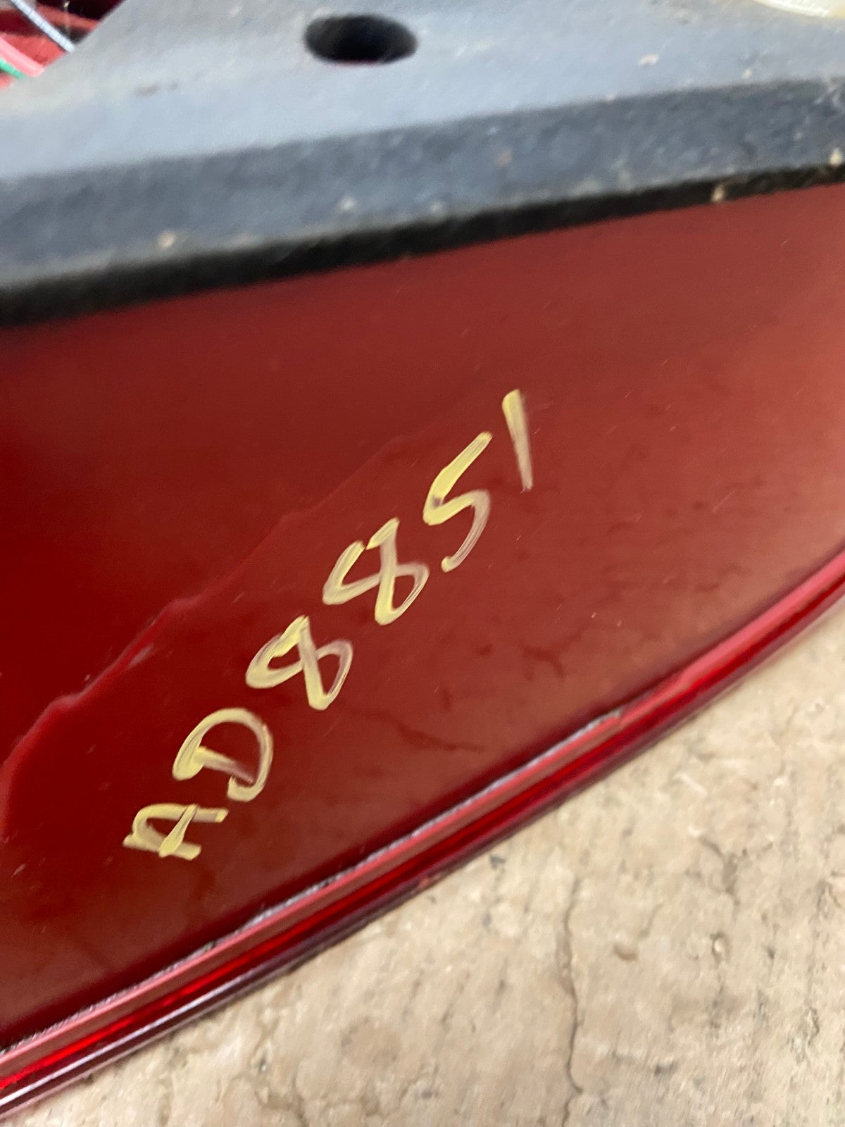 2002 to 2005 Hyundai Sonata Left Driver Lh Side Tail Light AD8851 LK8