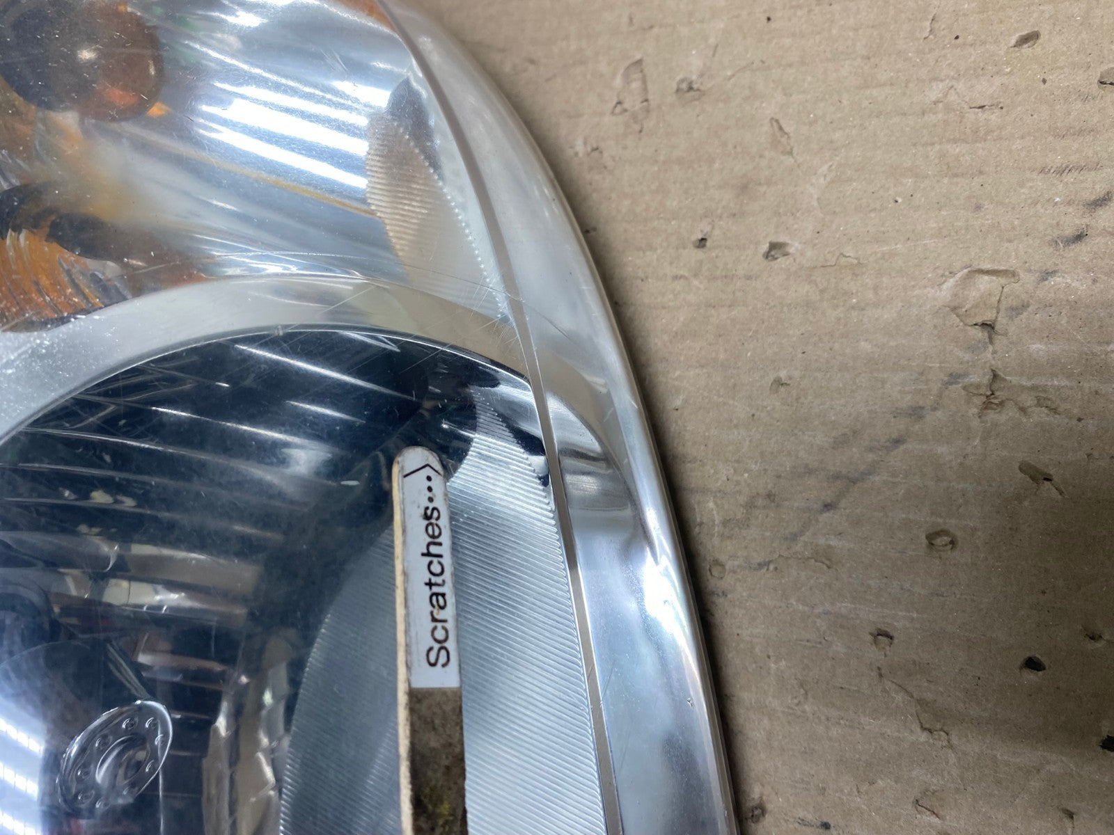 2000 to 2007 Ford Taurus Left Driver LH Side Halogen Headlight AE9575 LK3