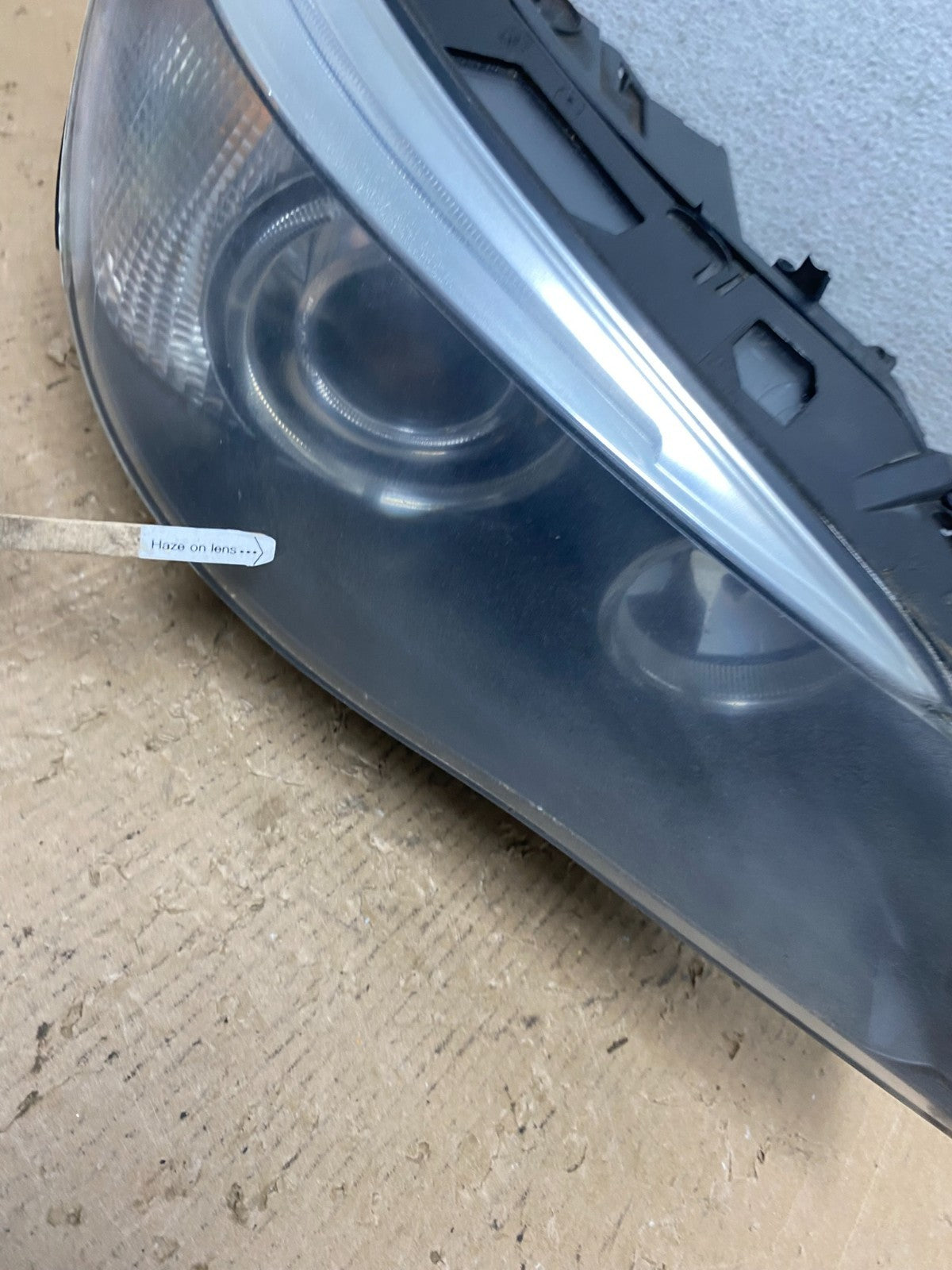 2004 to 2007 BMW 525i 5 Series Headlight Right Passenger Xenon AFS AD8809 DW4