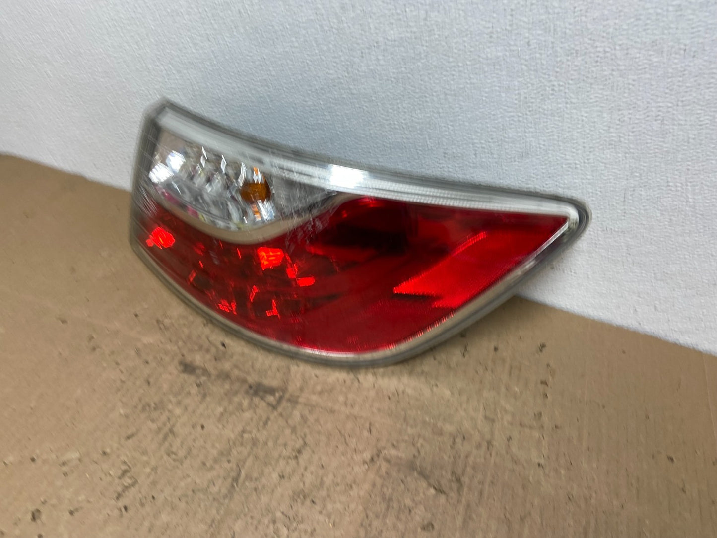 2010 2011 2012 Mazda CX-9 Right Passenger RH Tail Light AB8583 DW1